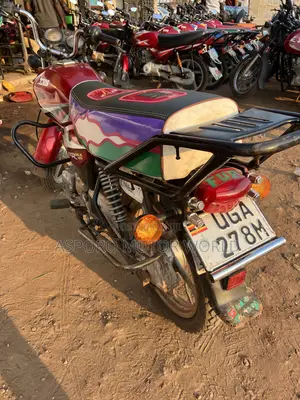 TVS HLX 125 2024 Red
