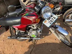 Bajaj Boxer 100 2023 Red