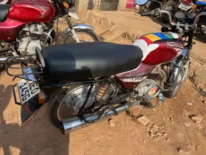 Bajaj Boxer 100 2020 Red