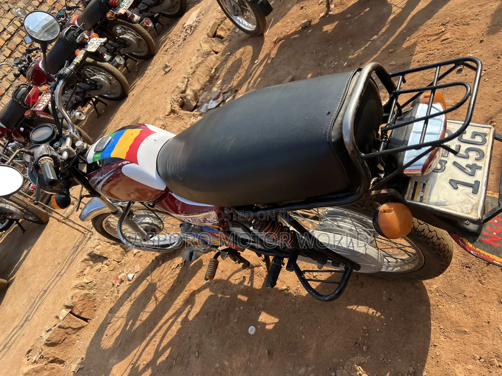 Bajaj Boxer 100 2020 Red