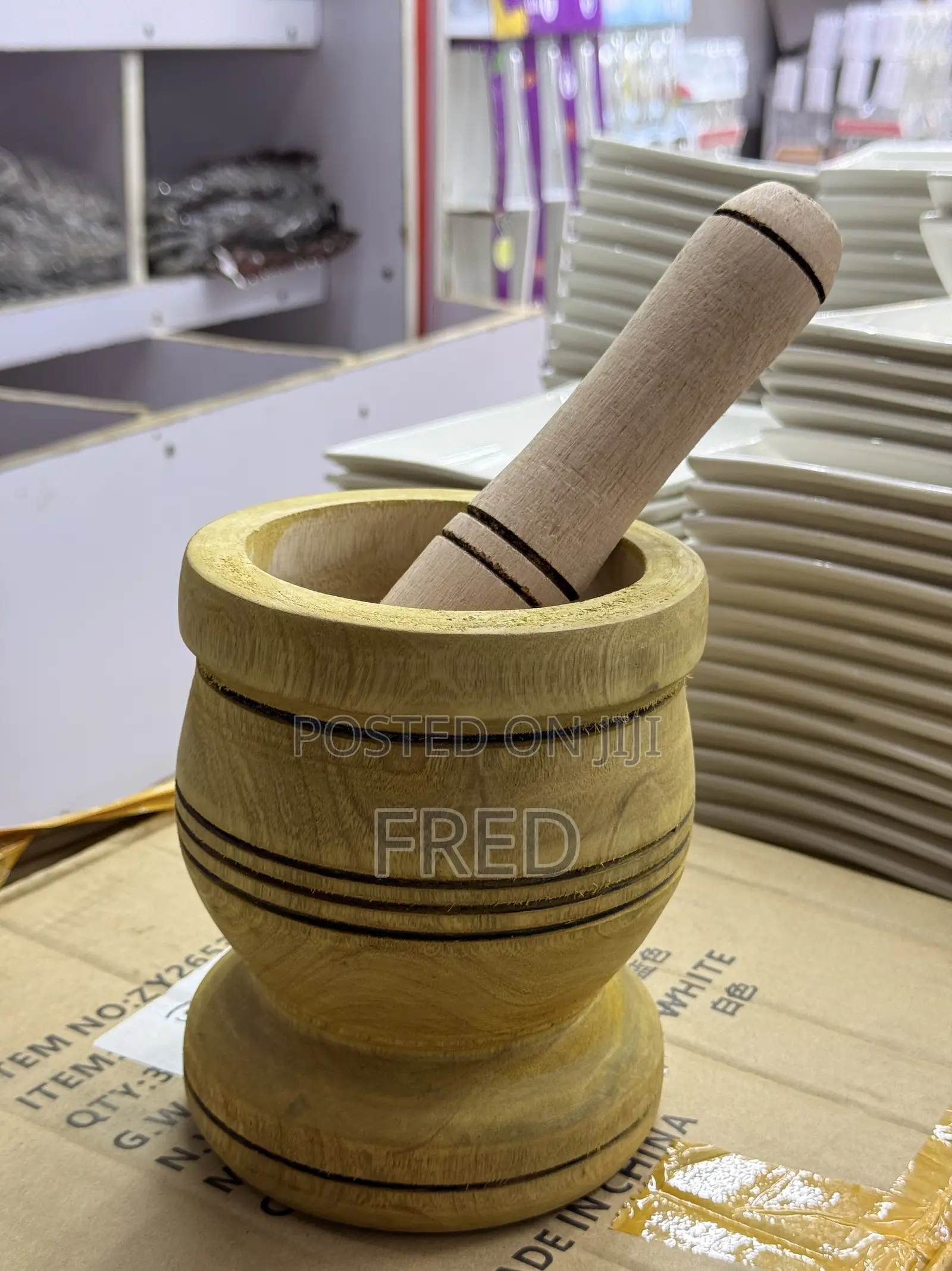 Manual Wooden Mortar Used for Grinding Spices, Herbs, Garlic, Ginger
