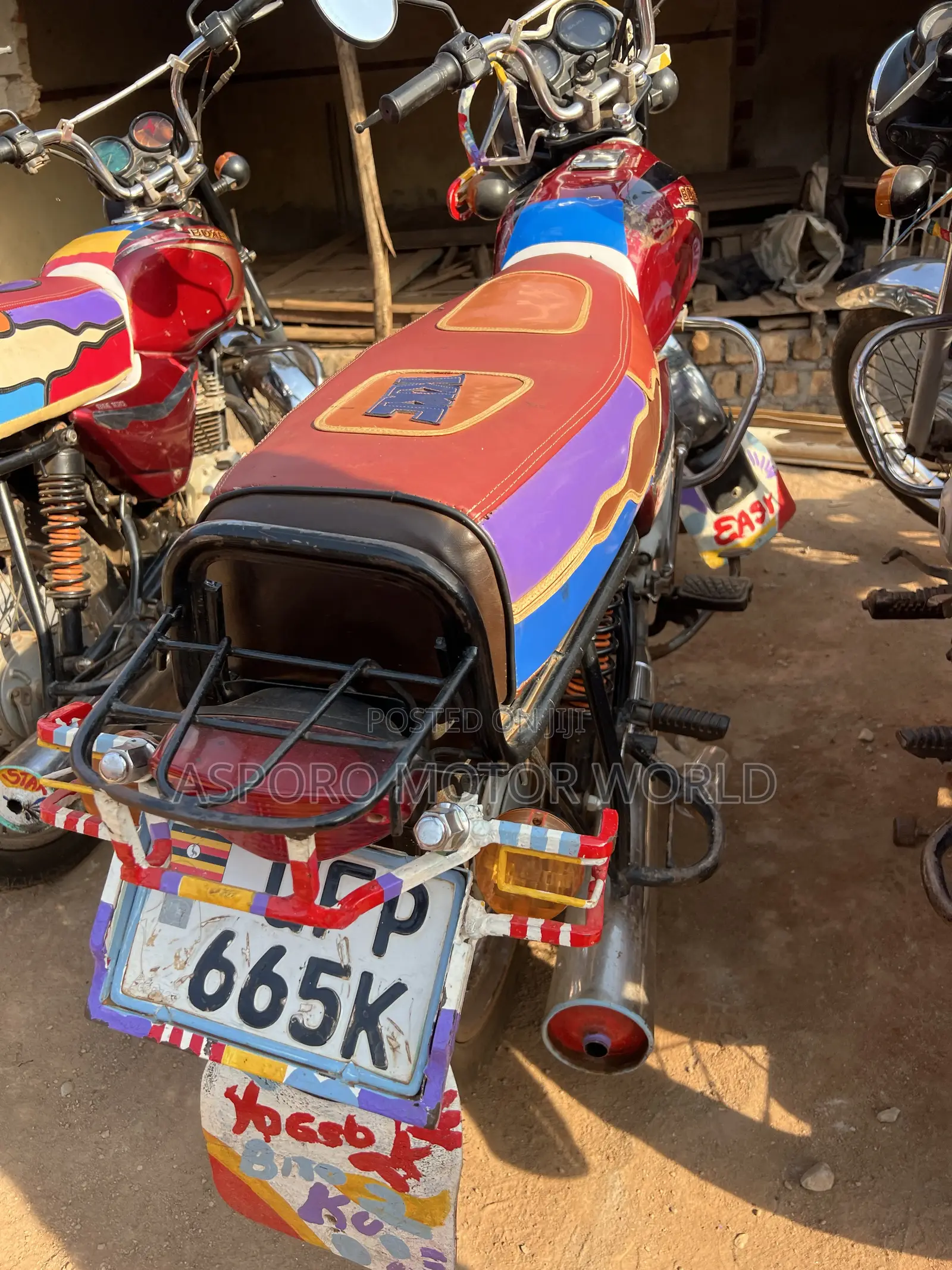 Bajaj Boxer 100 2022 Red