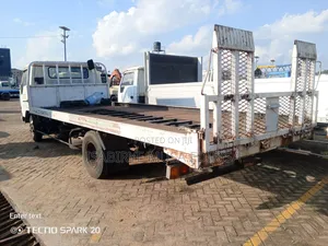 Canter Low Bed