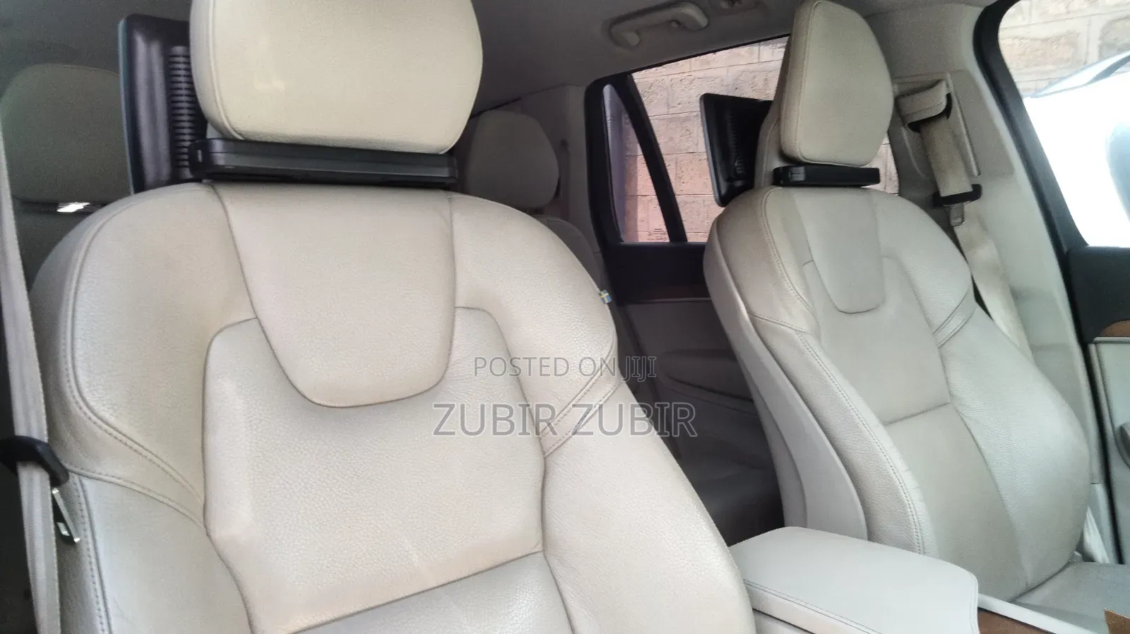 Volvo XC90 2017 Gold