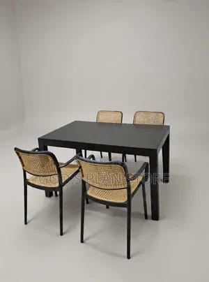 Elevated Modern Plastic Table and Chairs Plastic Table and Chairs
