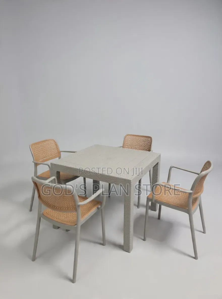 Homey Plastic Outdoor Table and Chairs Plastic Table and Chairs