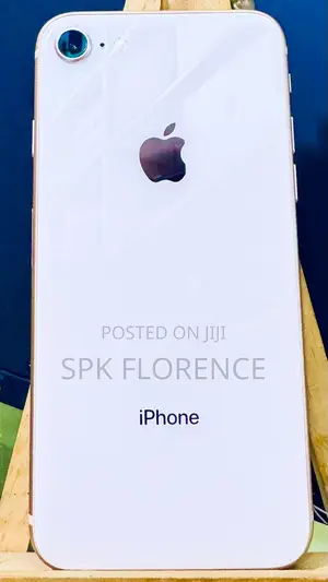Apple iPhone 8 64 GB Gold