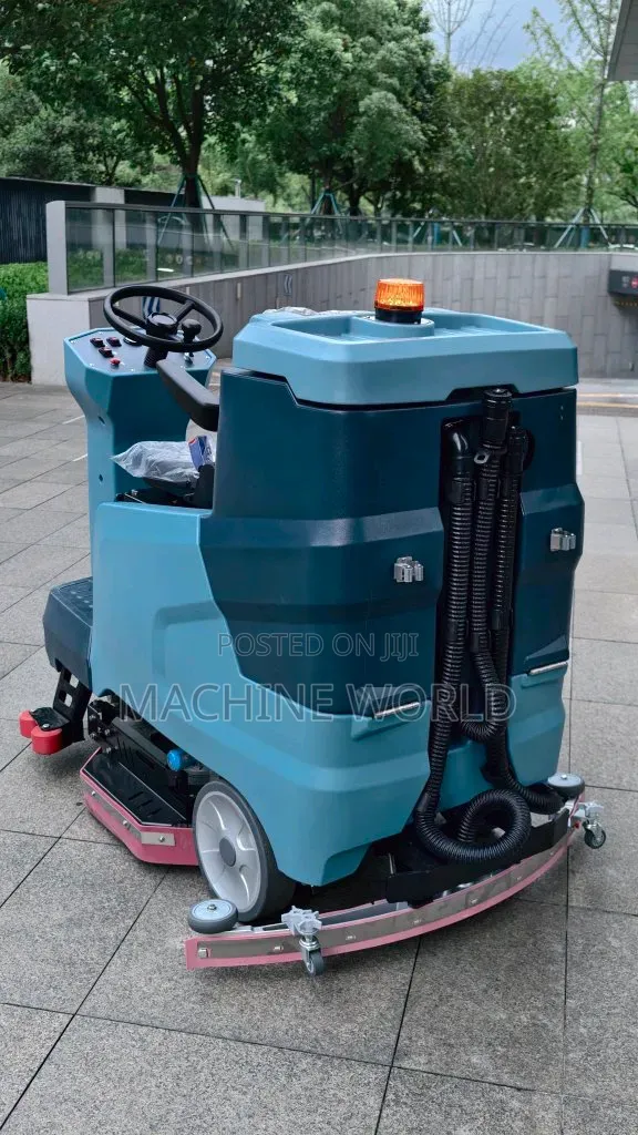 Ride on Floor Scrubber Machine With All Appliances