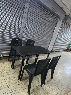 Folding Restaurant Table and Chairs