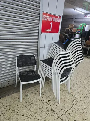Avenue Plastic Chairs Plastic Chairs