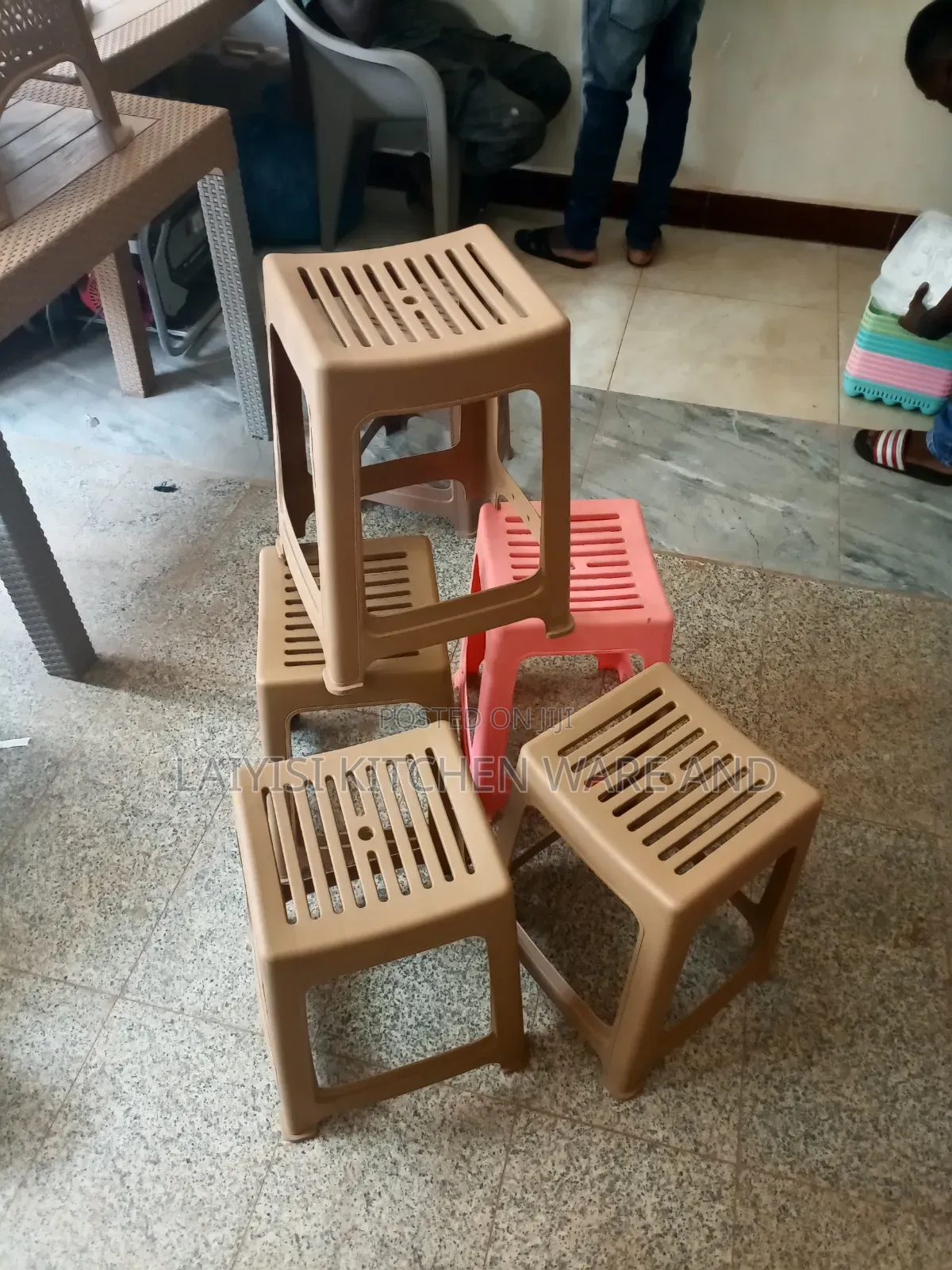 6-Piece Heavy-Duty Stylish Stools Strong,Modern Multipurpose Seating