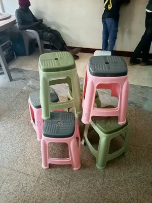 6-Piece Heavy-Duty Stylish Stools Set – Strong, Modern Multiseating