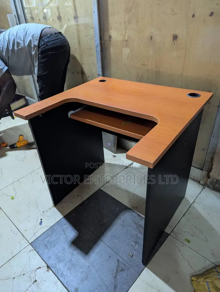 Simple Office Table