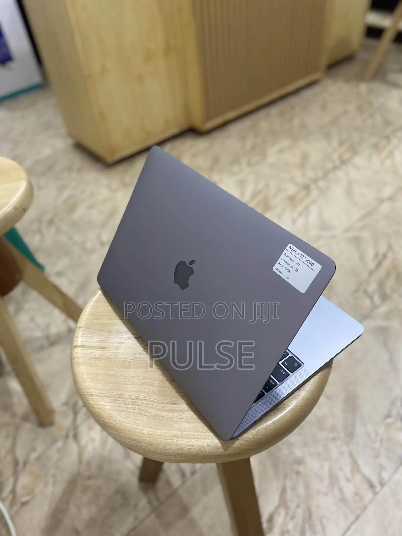 Laptop Apple MacBook Pro 16GB Apple M1 Max SSD 1T