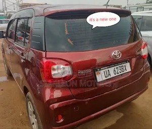Toyota Passo 2016 Maroon