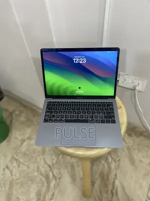 Laptop Apple MacBook Pro 2019 16GB Intel Core i5 SSD 512GB