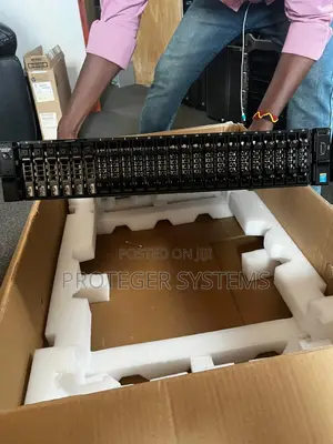 Server Dell PowerEdge R730 32GB Intel Xeon HDD 1.5T