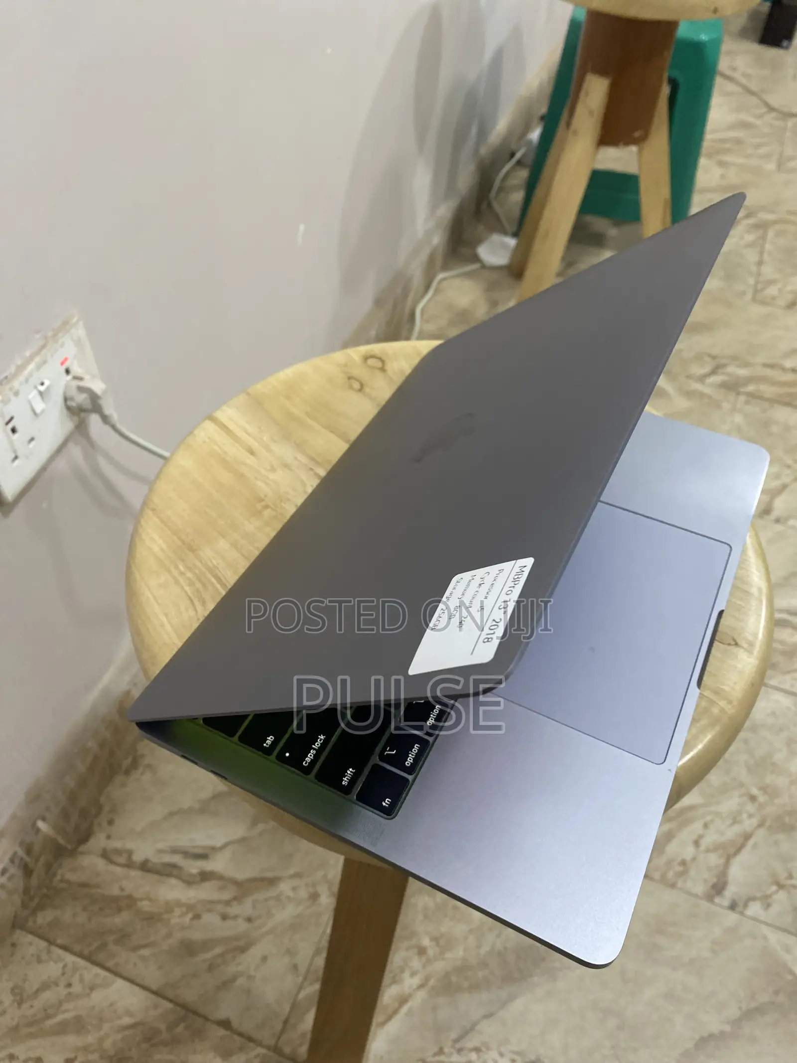Laptop Apple MacBook 2018 8GB Intel Core i5 SSD 256GB