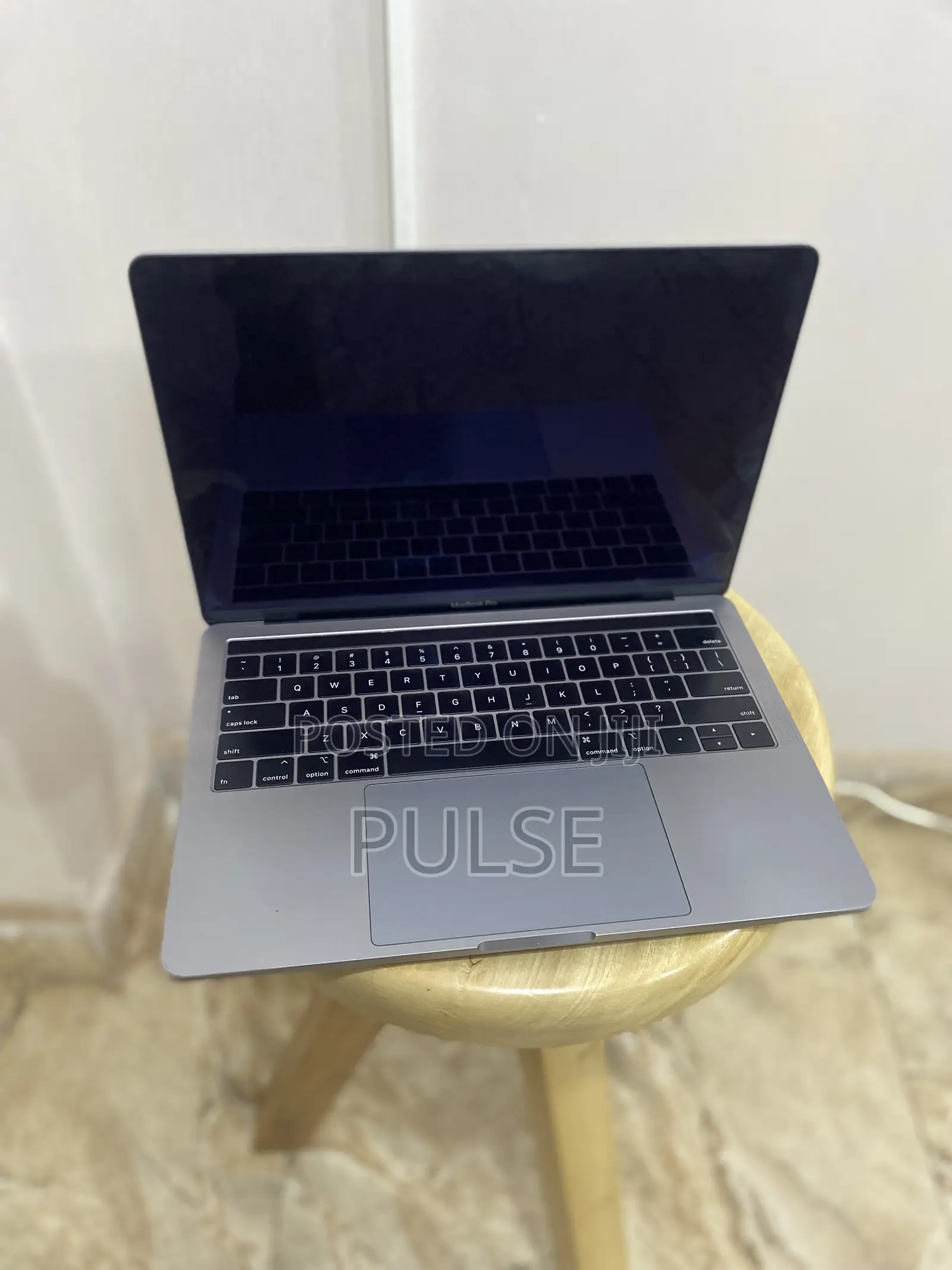 Laptop Apple MacBook Pro 2019 16GB Intel Core i5 SSD 512GB