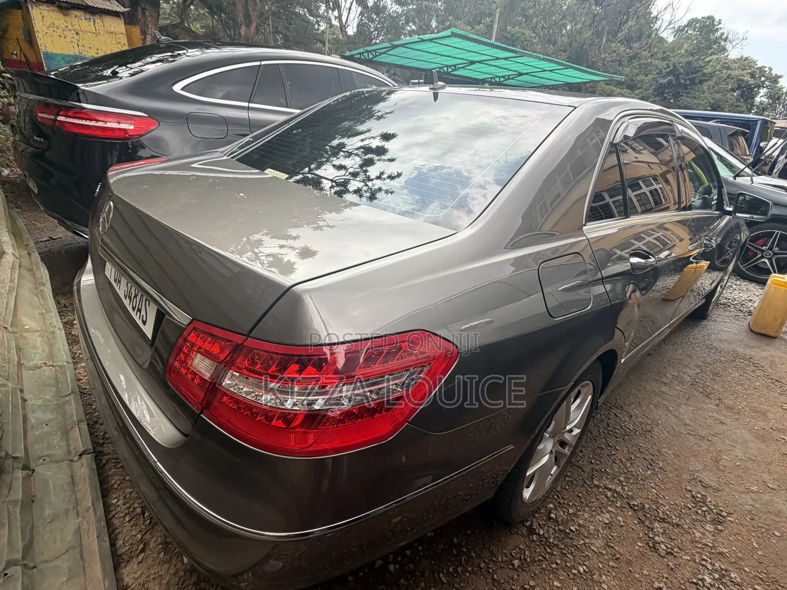 Mercedes-Benz E300 2011 Black