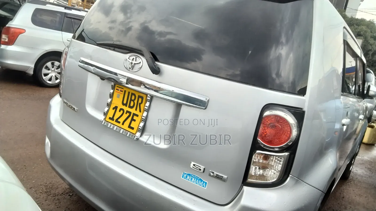 Toyota Rumion 2025 Silver