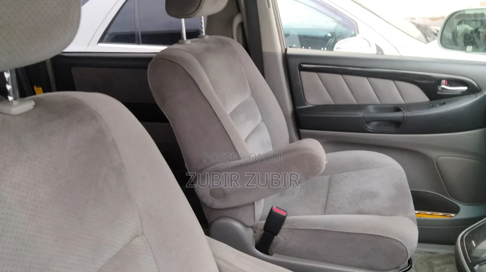 Toyota Alphard 2006 White