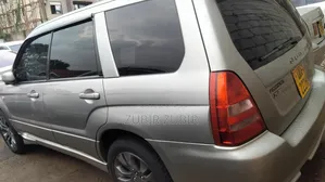 Subaru Forester 2025 Silver
