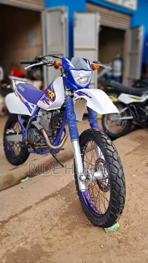 Yamaha 2010 White