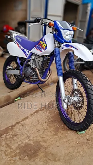 Yamaha 2010 White