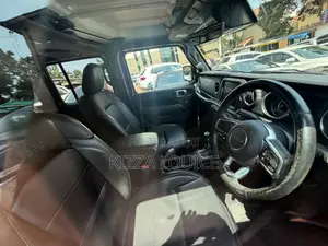 Jeep Wrangler 2019 White