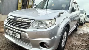 Subaru Forester 2010 Silver
