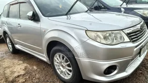 Subaru Forester 2010 Silver