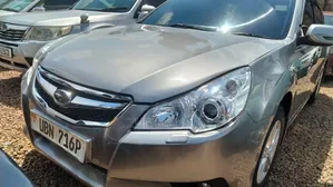 Subaru Legacy 2010 Silver