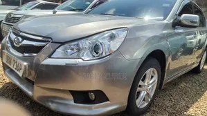 Subaru Legacy 2010 Silver