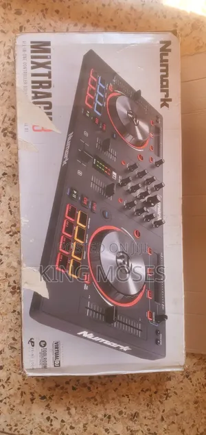Numark MT3