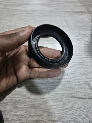Alphard Gear Box Seals