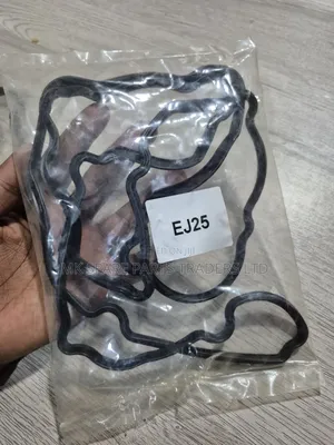 Subaru Top Cover Seals