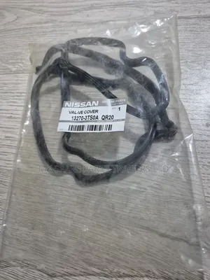 Nissan Top Cover Seals
