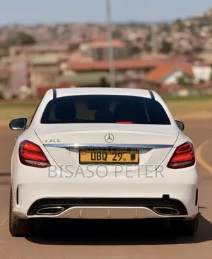Mercedes-Benz C200 2015 White
