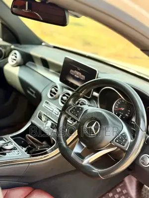 Mercedes-Benz C200 2015 White