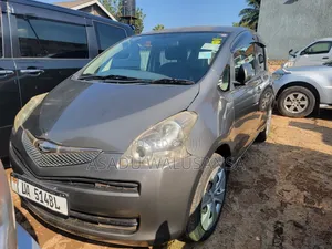 Toyota Ractis 2012 Black