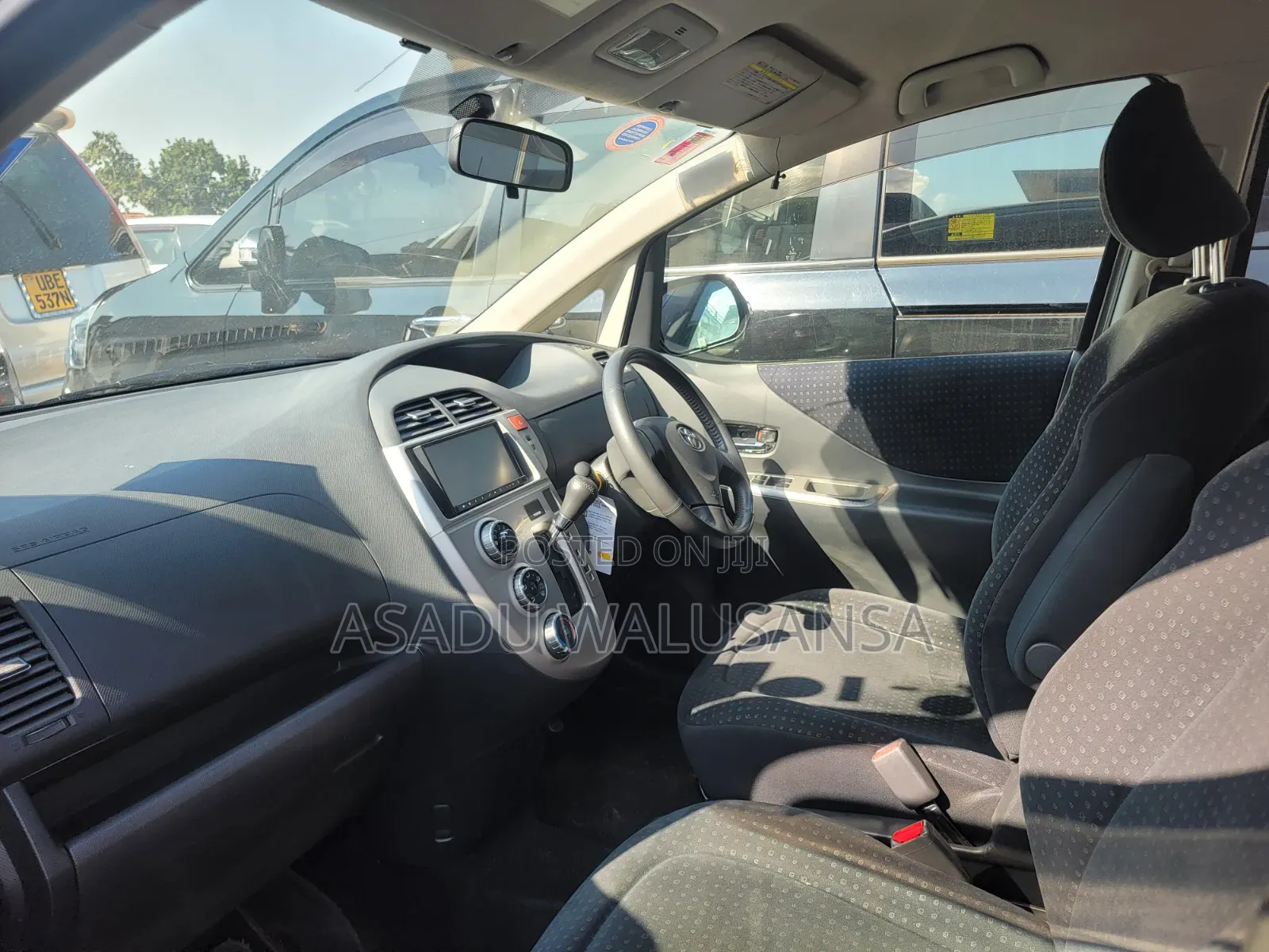 Toyota Ractis 2012 Black