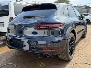 Porsche Macan 2017 Blue