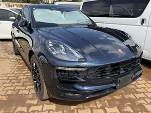 Porsche Macan 2017 Blue