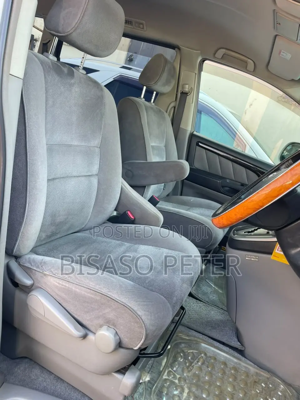 Toyota Alphard 2.4 Petrol AWD 2008 White