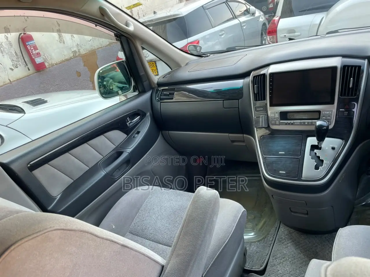 Toyota Alphard 2.4 Petrol AWD 2008 White
