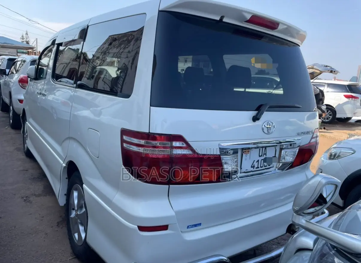 Toyota Alphard 2.4 Petrol AWD 2008 White