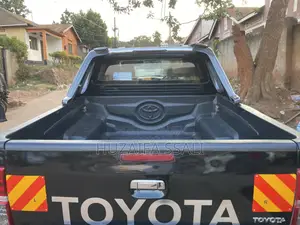 Toyota Hilux 2.5 Cab 2005 Black