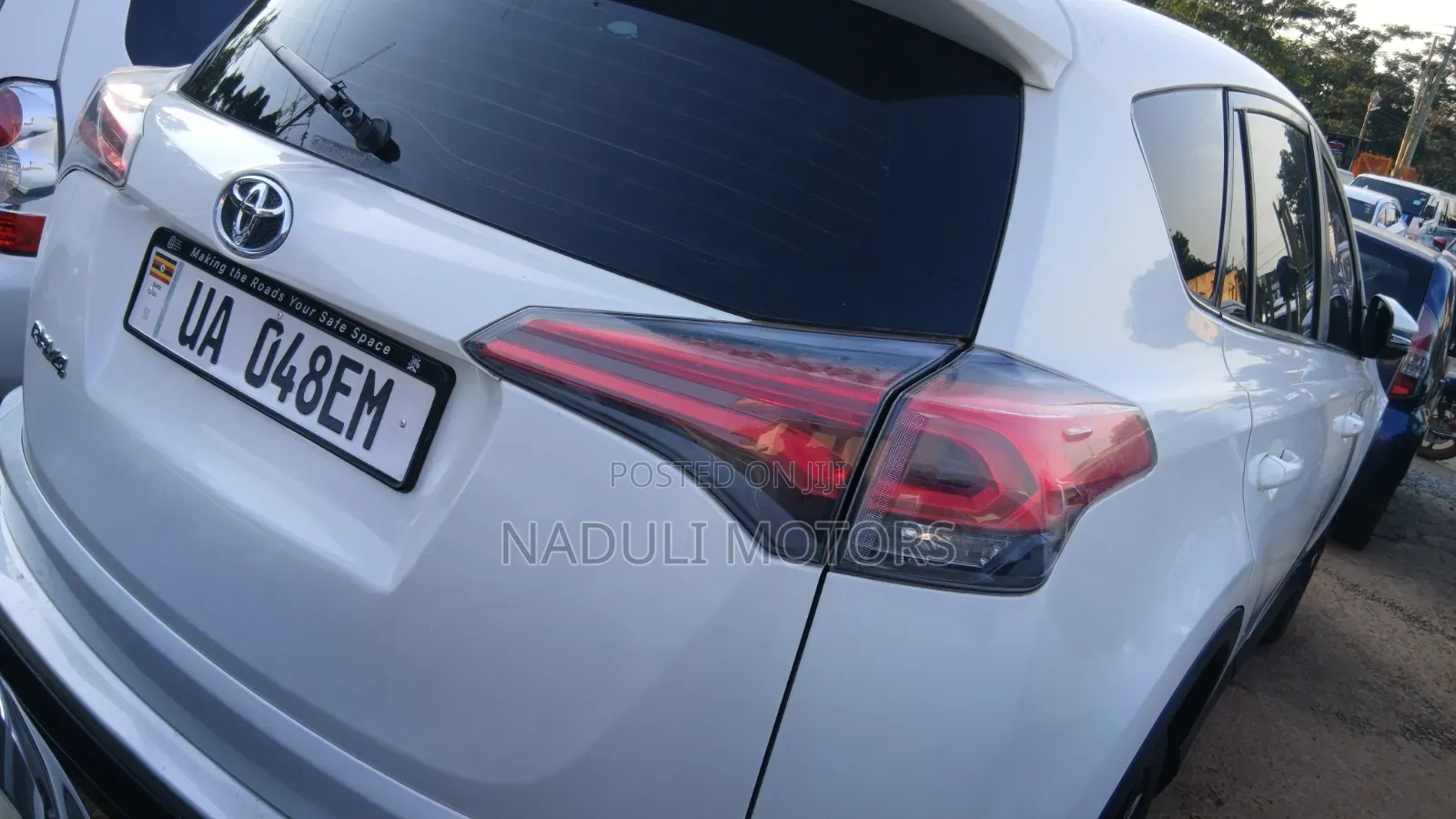 Toyota RAV4 2017 White