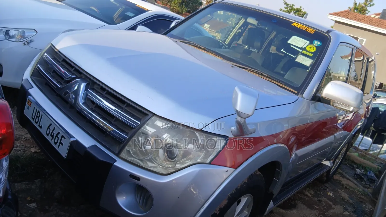 Mitsubishi Pajero 2009 Silver